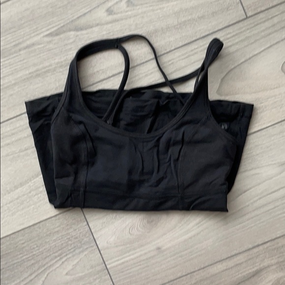 Lululemon black tank size 4 - Picture 3 of 4